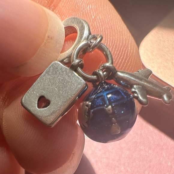 NWOT Pandora FIT Travel Passport Silver Charm - Picture 8 of 8